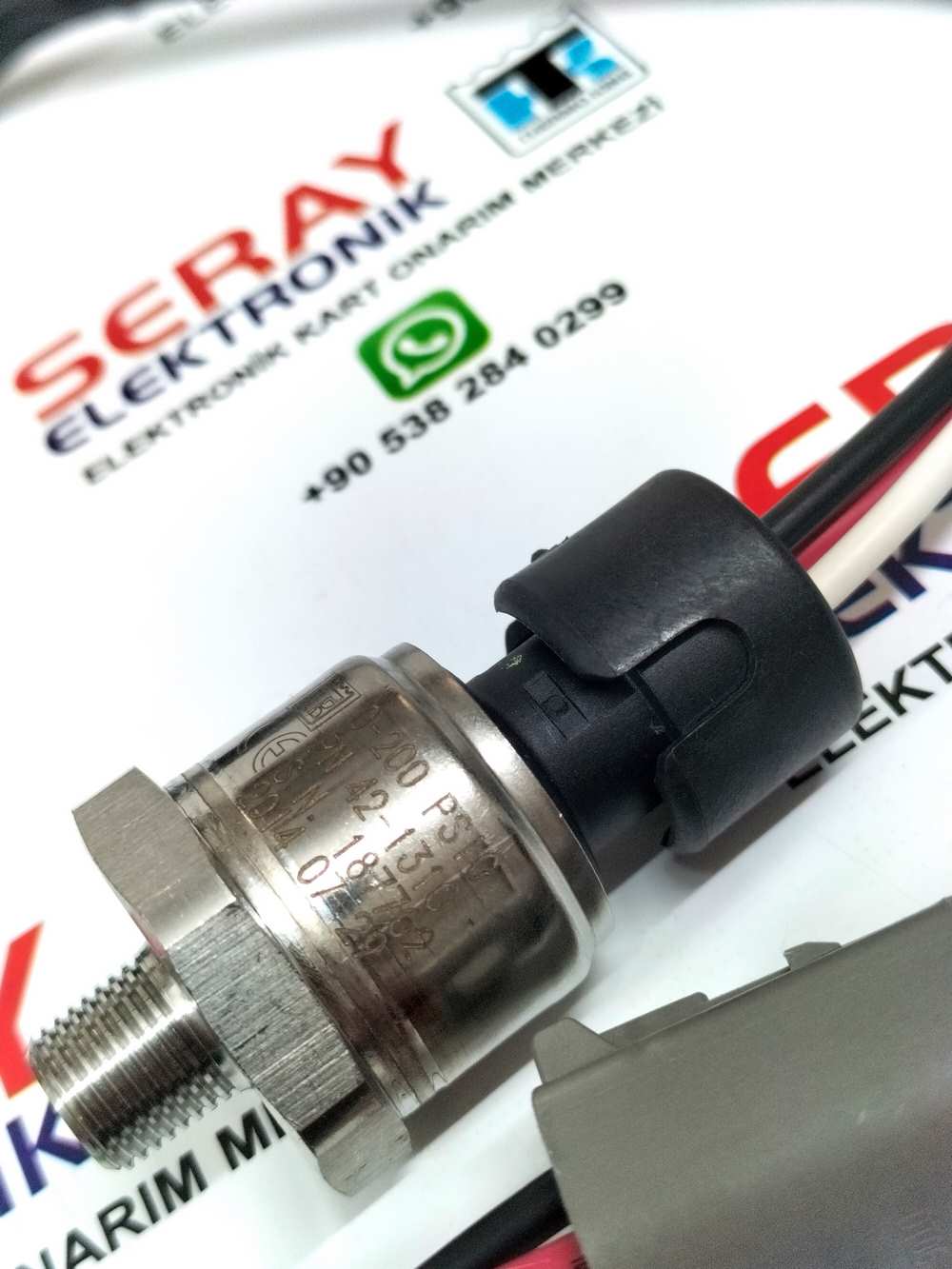 42-1310 THERMO KING NEW TRANSDUCER Suction 42-2284 200 PSIG DÖNÜŞTÜRÜCÜ